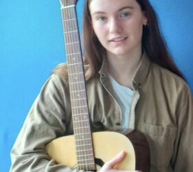 Aobha Ní Aragáin, Guitar tutor, Ceol na Coille Summer School and Trad Camp, 2022
