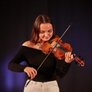 Ella McGrory, Fiddle, Piano, Culdaff, Inishowen, Co. Donegal, Ceol na Coille, University of Limerick, Cairdeas, Donegal Fiddle